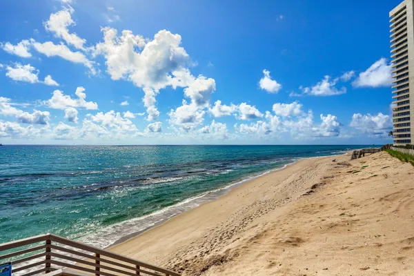 $4,500 | 5550 North Ocean Drive, Unit 20C, Singer Island, FL 33404