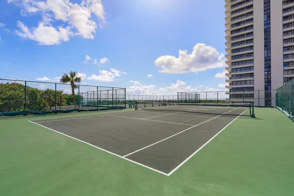 $4,500 | 5550 North Ocean Drive, Unit 20C, Singer Island, FL 33404