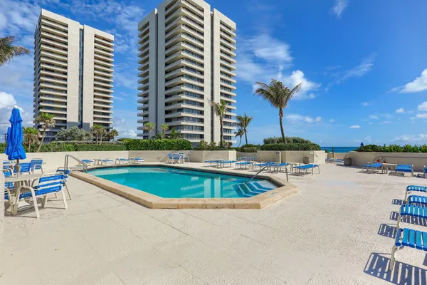 $4,500 | 5550 North Ocean Drive, Unit 20C, Singer Island, FL 33404