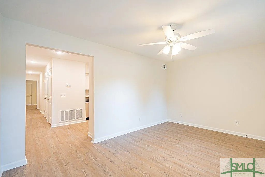 402 East 3rd Street, Unit C Springfield, GA 31329 - Photo 4 of 19