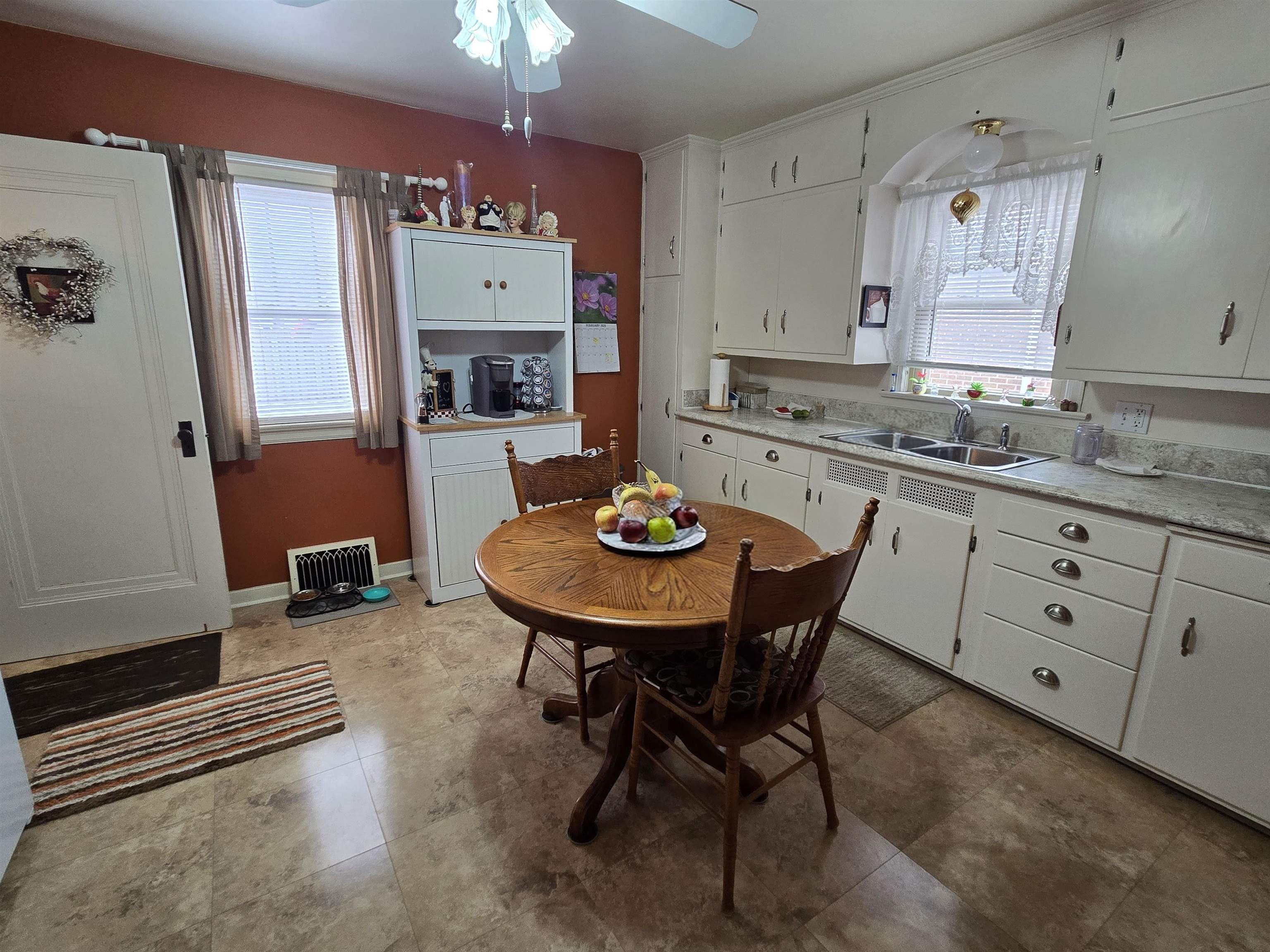 1421 South 21st Street Manitowoc, WI 54220 - Photo 18 of 25