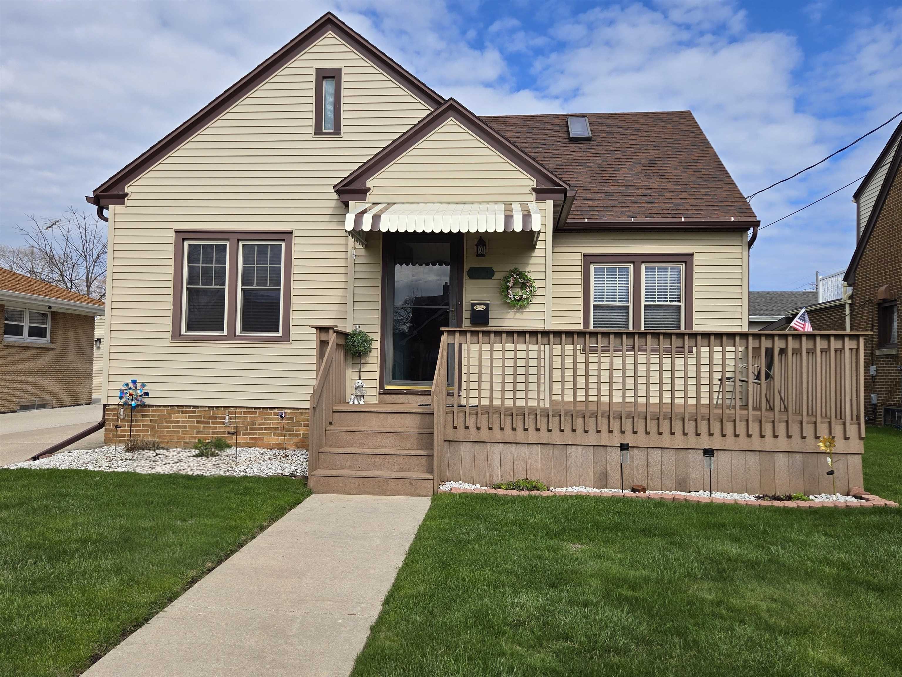 1421 South 21st Street Manitowoc, WI 54220 - Photo 2 of 37