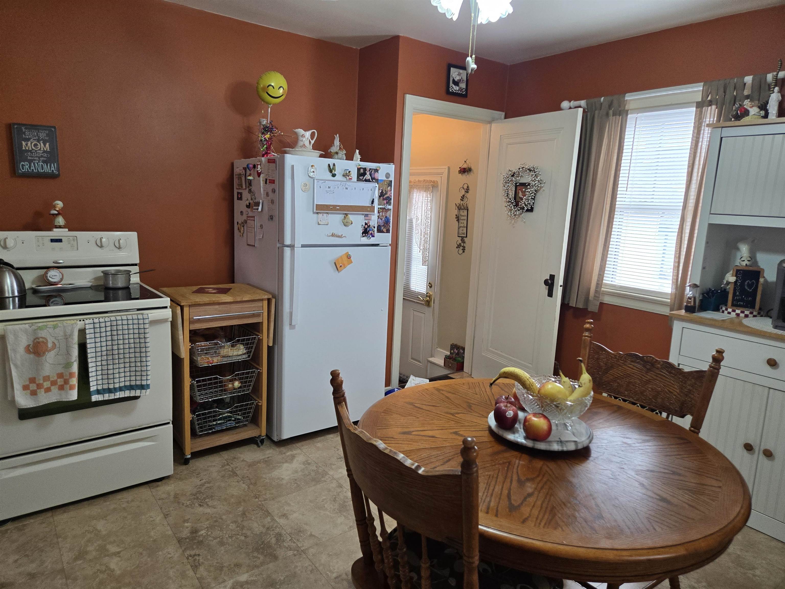 1421 South 21st Street Manitowoc, WI 54220 - Photo 5 of 25