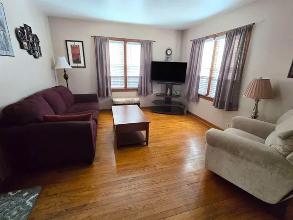 $245,000 | 1421 South 21st Street, Manitowoc, WI 54220