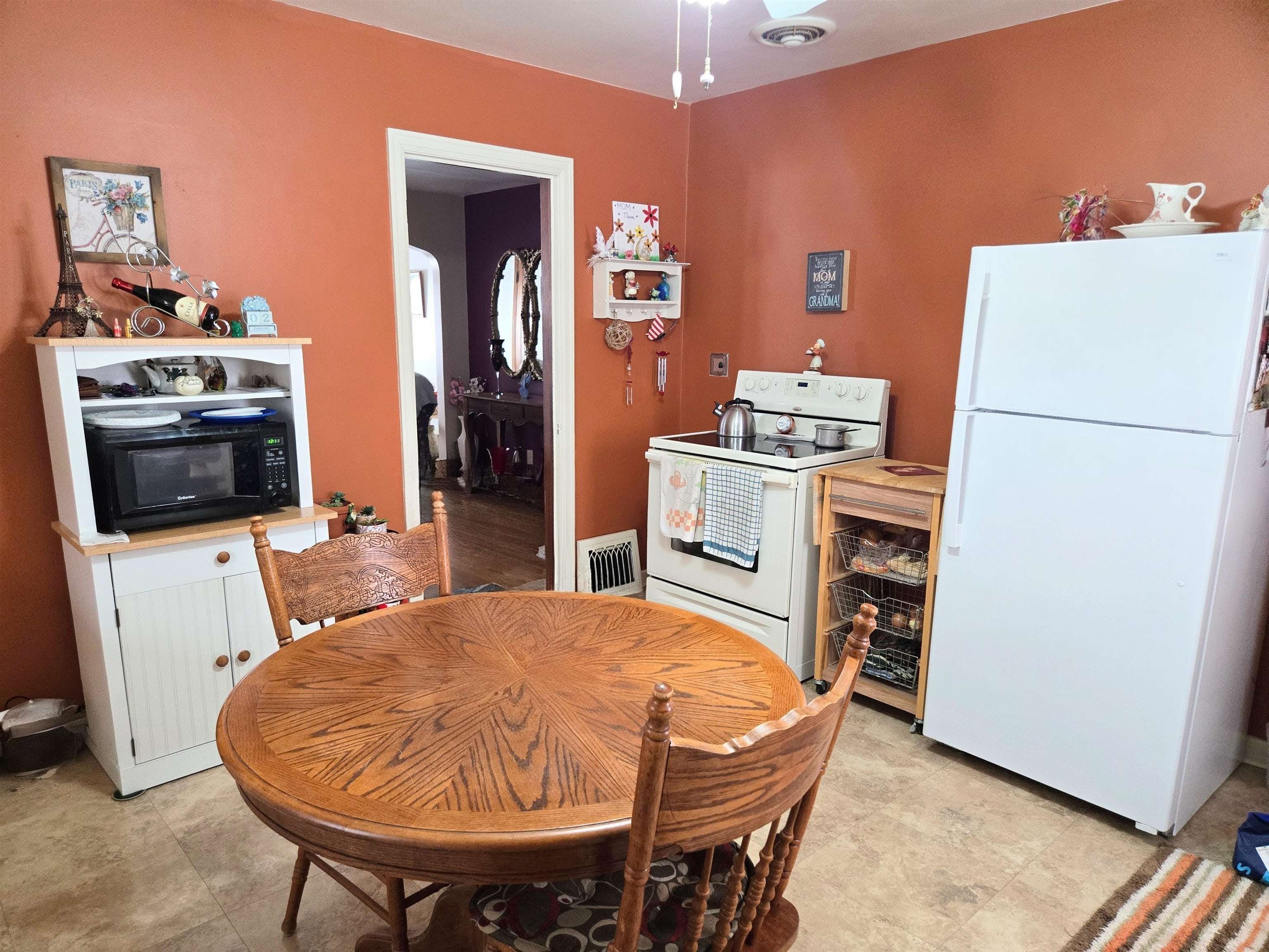 1421 South 21st Street Manitowoc, WI 54220 - Photo 6 of 29