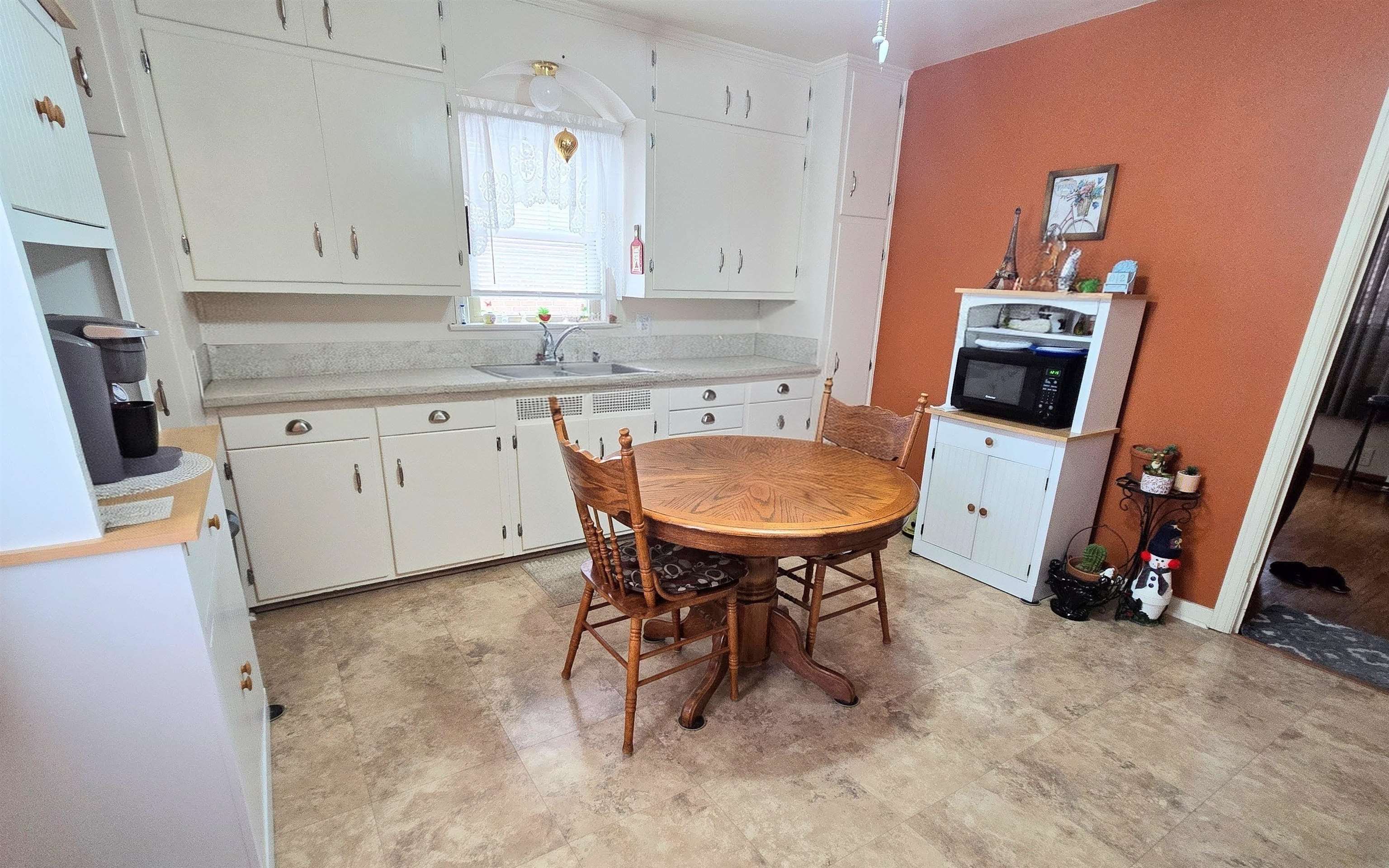 1421 South 21st Street Manitowoc, WI 54220 - Photo 7 of 29