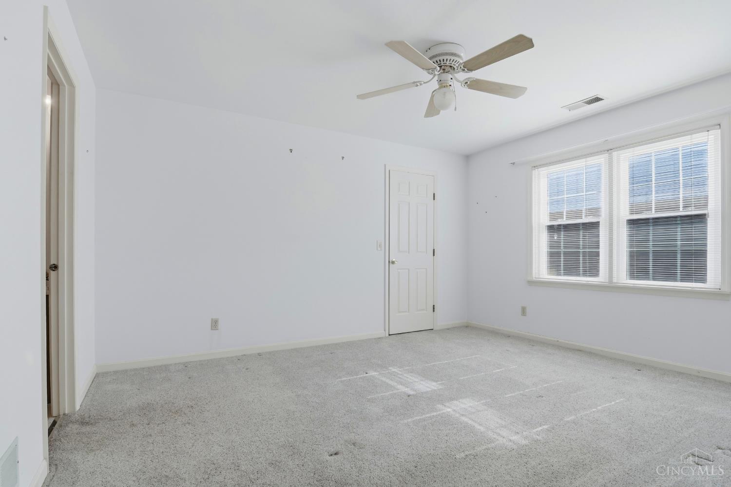 5346 Werk Road, Unit D12 Cincinnati, OH 45248 - Photo 20 of 33