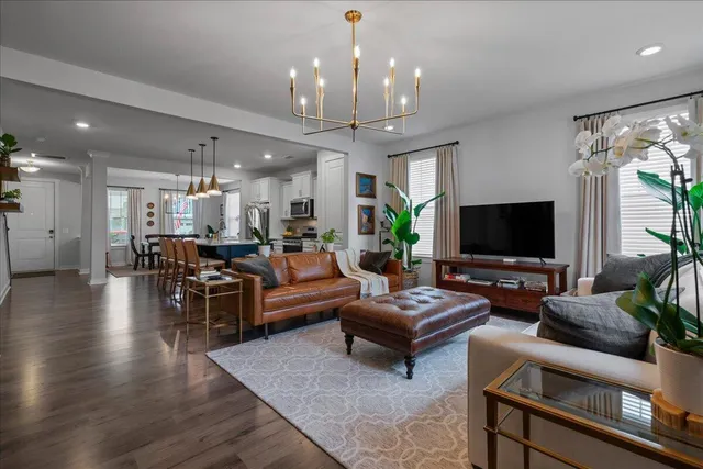 $2,500 | 1011 Swamp Harrier Avenue, Ravenel, SC 29470