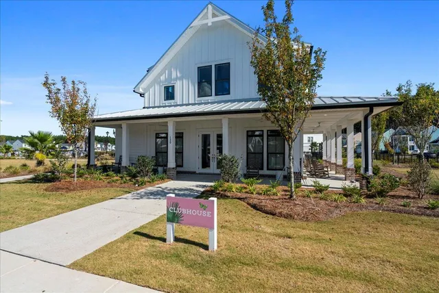 $2,500 | 1011 Swamp Harrier Avenue, Ravenel, SC 29470