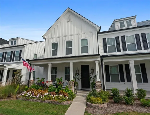 $2,500 | 1011 Swamp Harrier Avenue, Ravenel, SC 29470