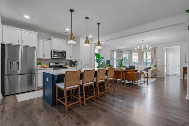 $2,500 | 1011 Swamp Harrier Avenue, Ravenel, SC 29470