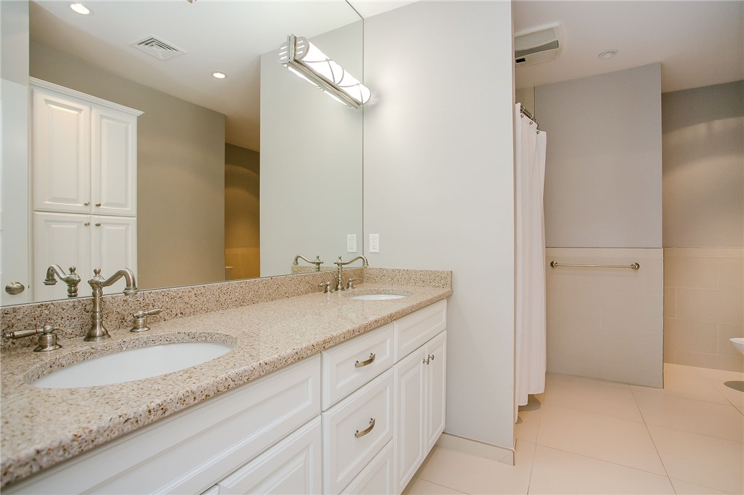 241 Ruggles Avenue, Unit B Newport, RI 02840 - Photo 14 of 16