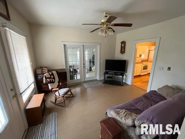 3345 Boone St Road Salem, IL 62881 - Photo 3 of 21