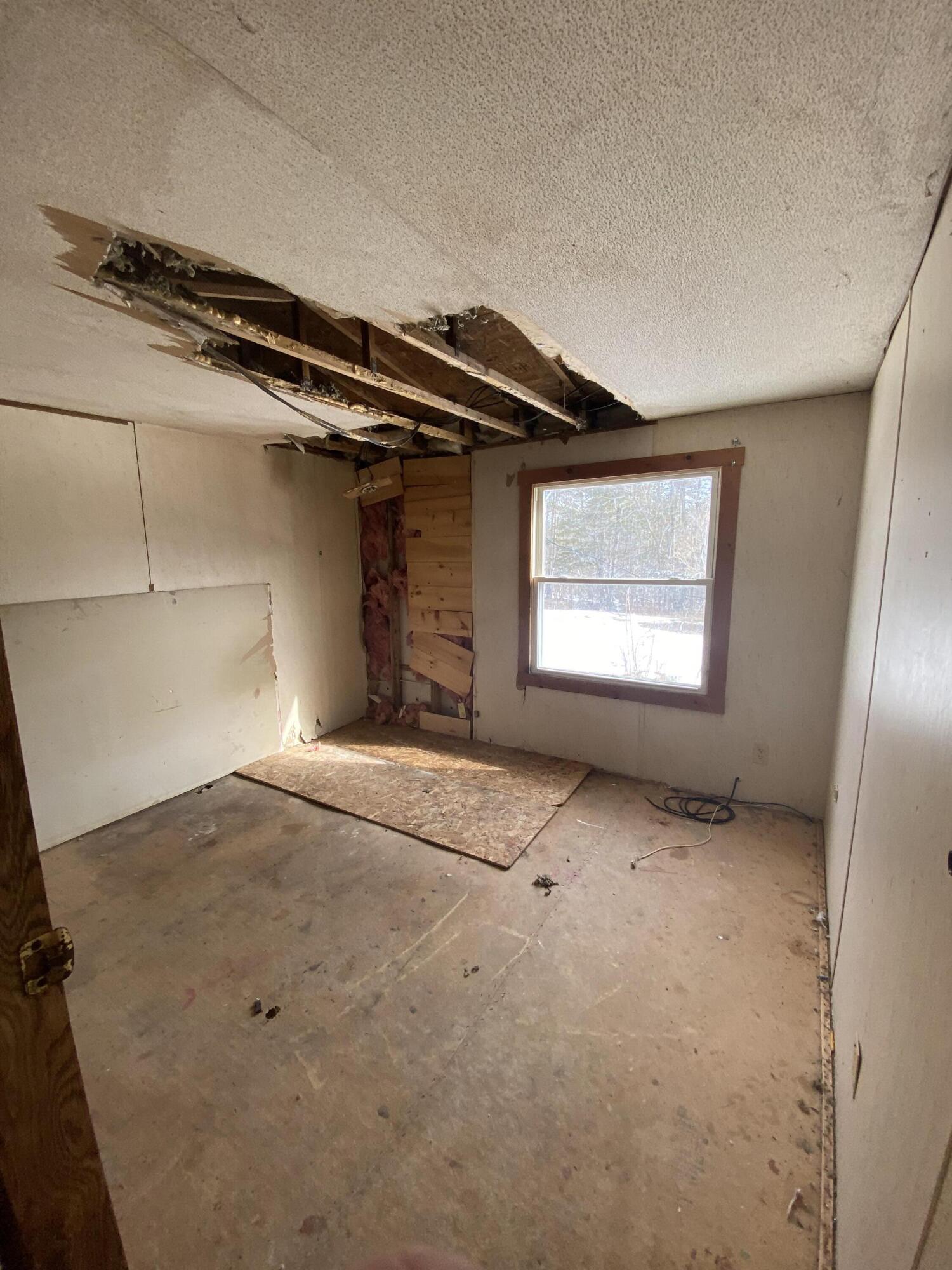 92 Hughes Road Sebec, ME 04481 - Photo 22 of 33 03F935E9-0FE4-483A-B7B7-A52B2B46B05D