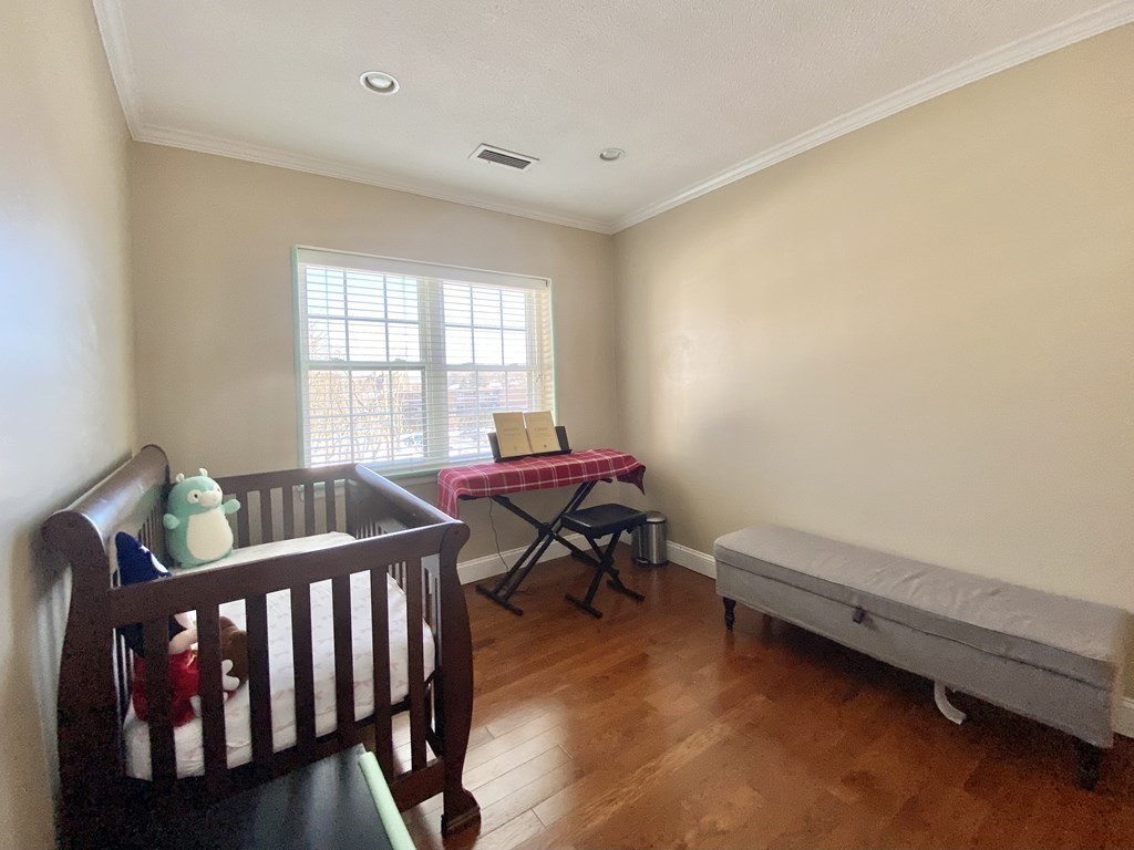 219 Lake Shore Road, Unit 4 Boston, MA 02135 - Photo 11 of 20