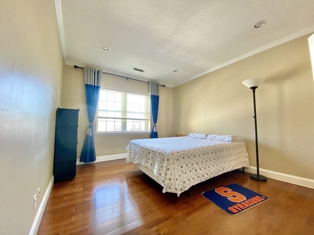 219 Lake Shore Road, Unit 4 Boston, MA 02135 - Photo 12 of 20