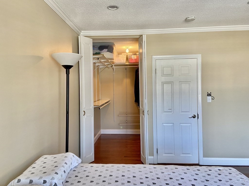 219 Lake Shore Road, Unit 4 Boston, MA 02135 - Photo 15 of 20