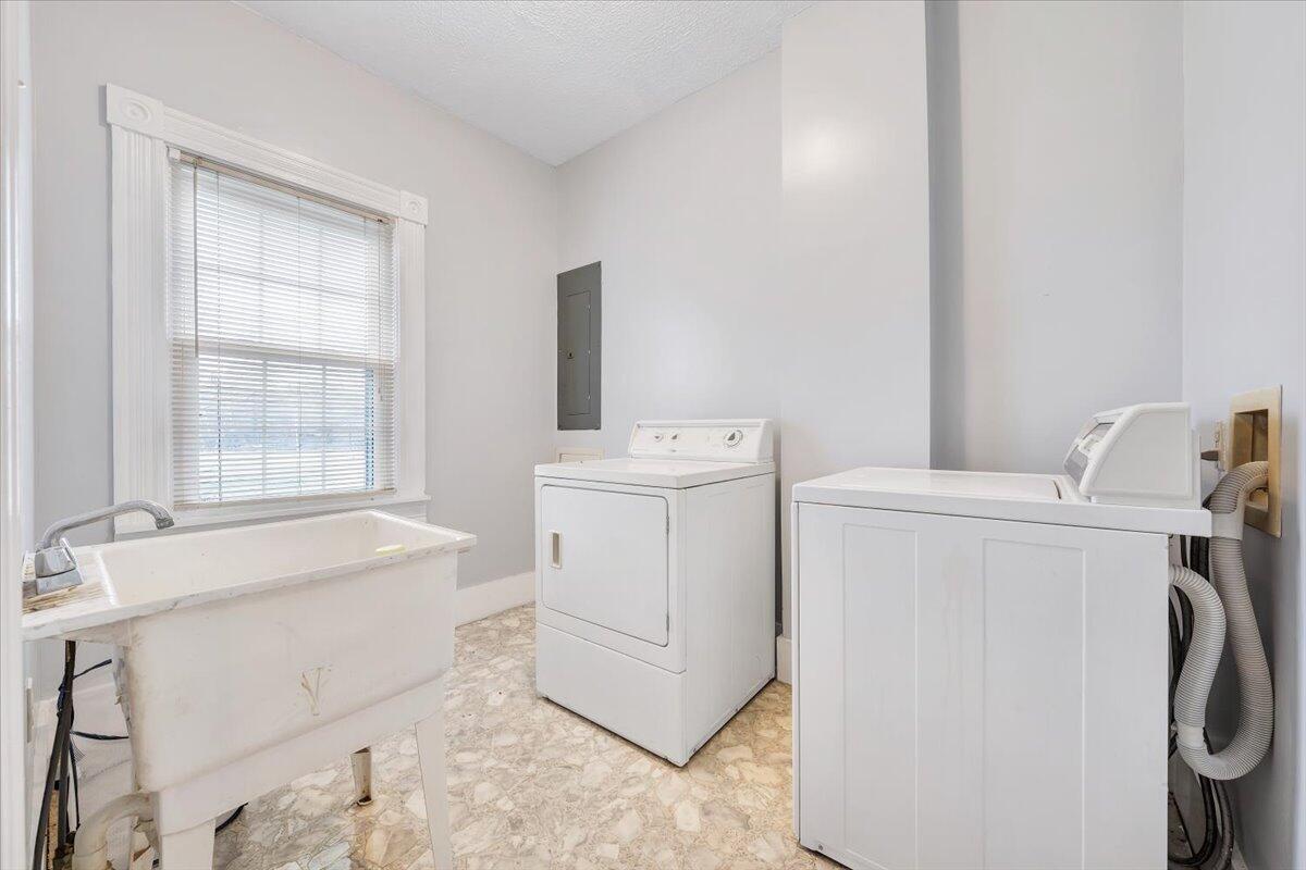 502 Gala Loop Road Eagle Rock, VA 24085 - Photo 20 of 47 Laundry Room main level