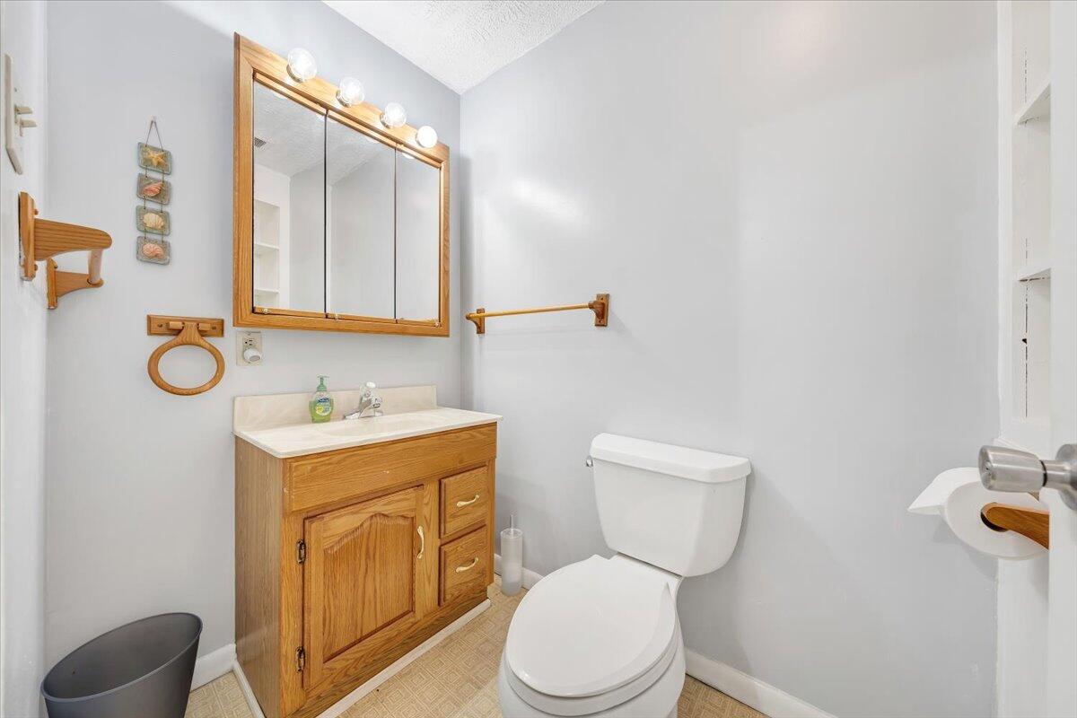 502 Gala Loop Road Eagle Rock, VA 24085 - Photo 24 of 47 Bath