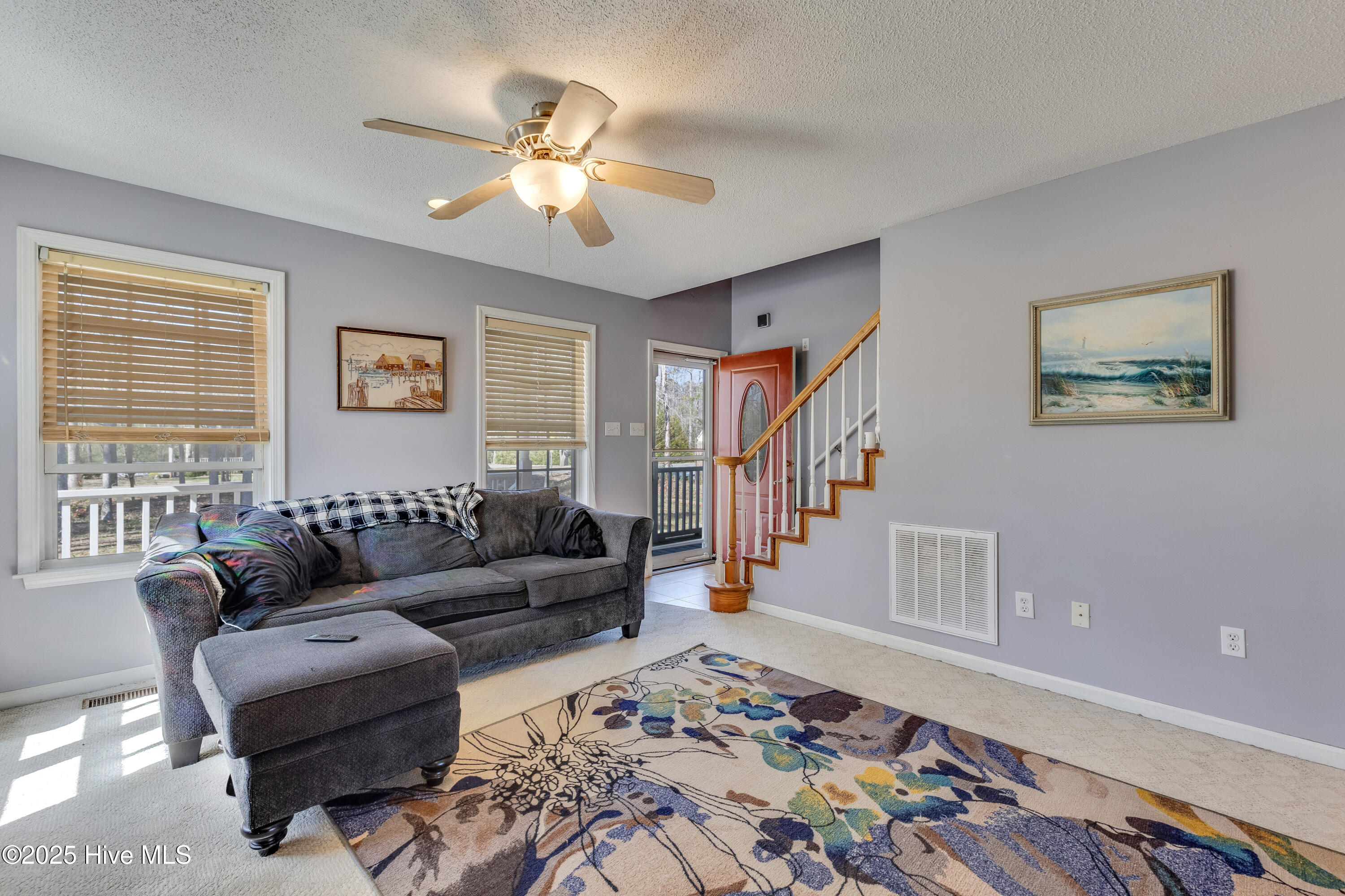 74 North Drive Rocky Point, NC 28457 - Photo 7 of 38 74 North Drive-print-005-031-Living Room