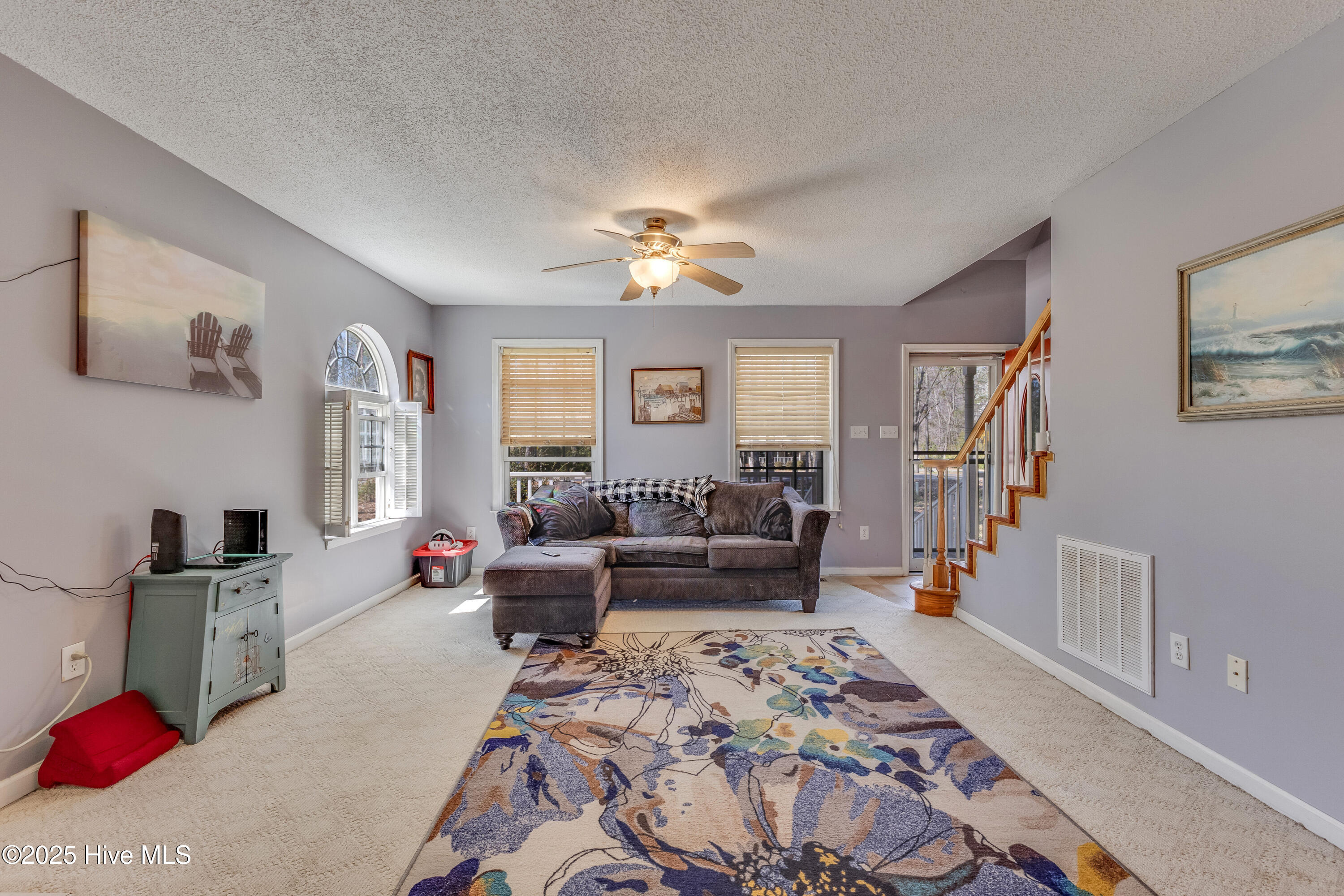74 North Drive Rocky Point, NC 28457 - Photo 8 of 38 74 North Drive-print-006-005-Living Room