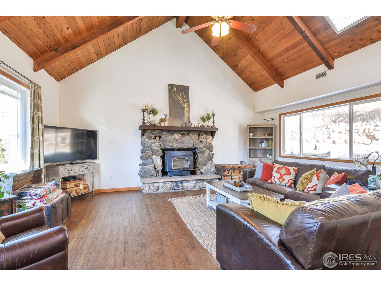 858 Stove Prairie Road Bellvue, CO 80512 - Photo 6 of 37 Gallery Image 6