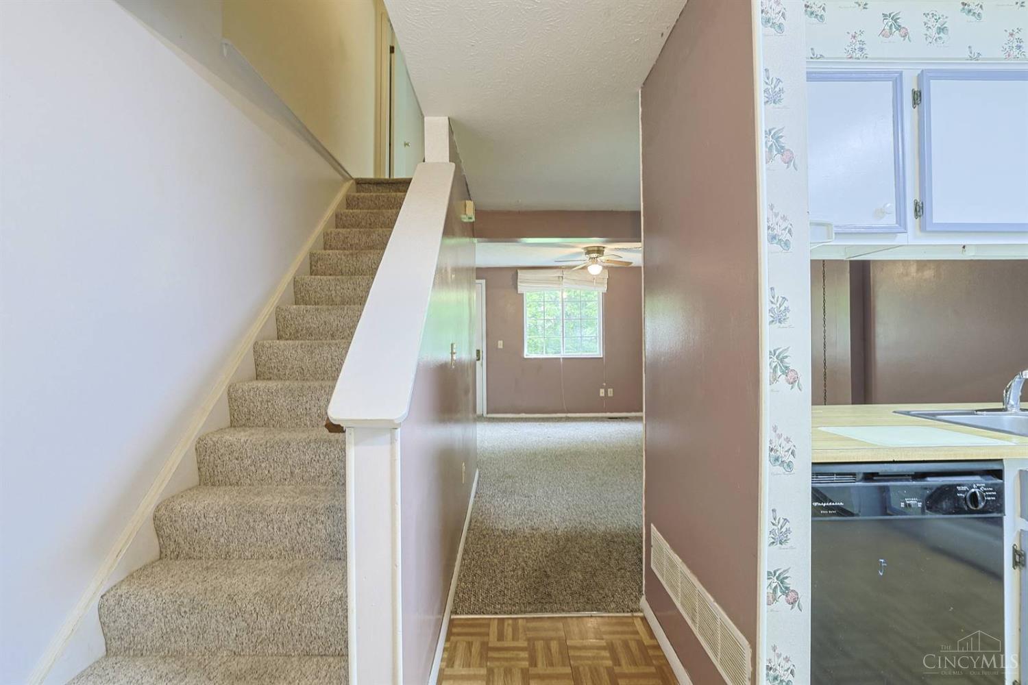 3352 Huntsman Trace Amelia, OH 45102 - Photo 6 of 30