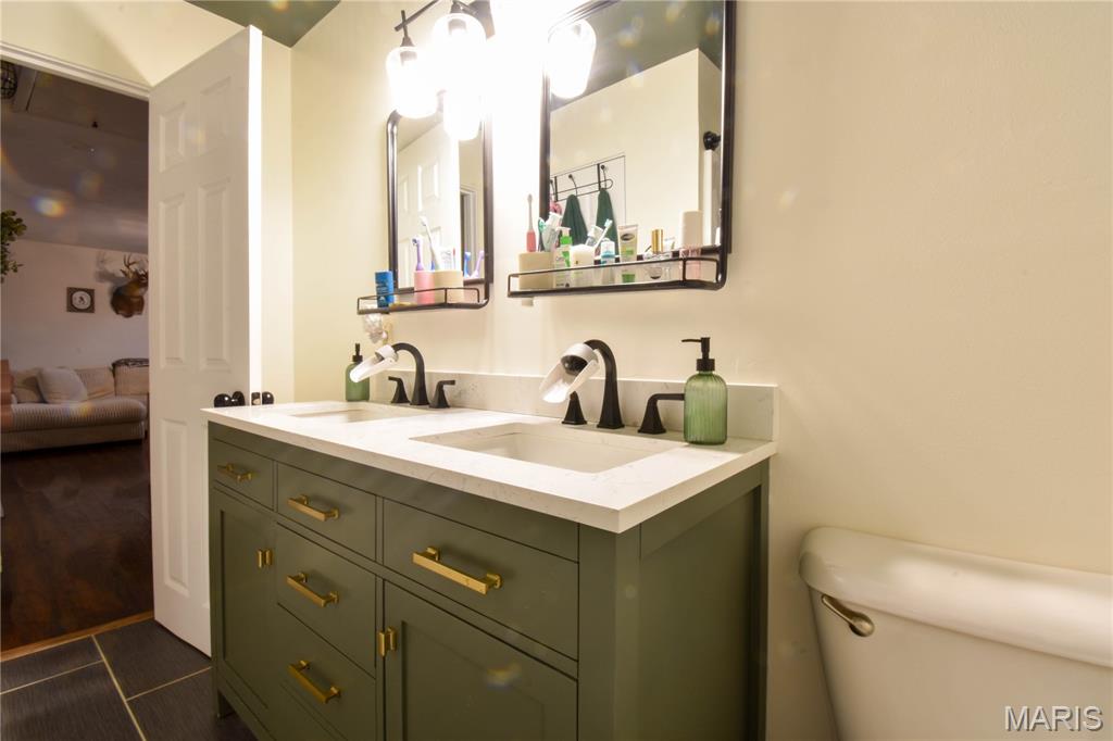 1304 Main Street Highland, IL 62249 - Photo 13 of 24 Gallery Image 13