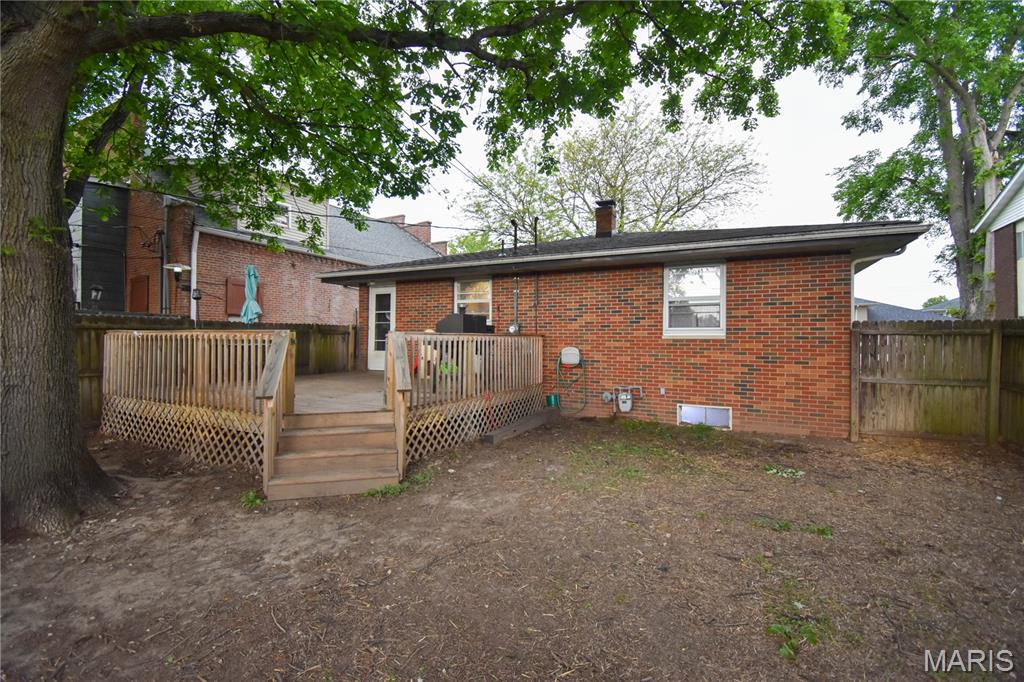1304 Main Street Highland, IL 62249 - Photo 23 of 24 Gallery Image 23