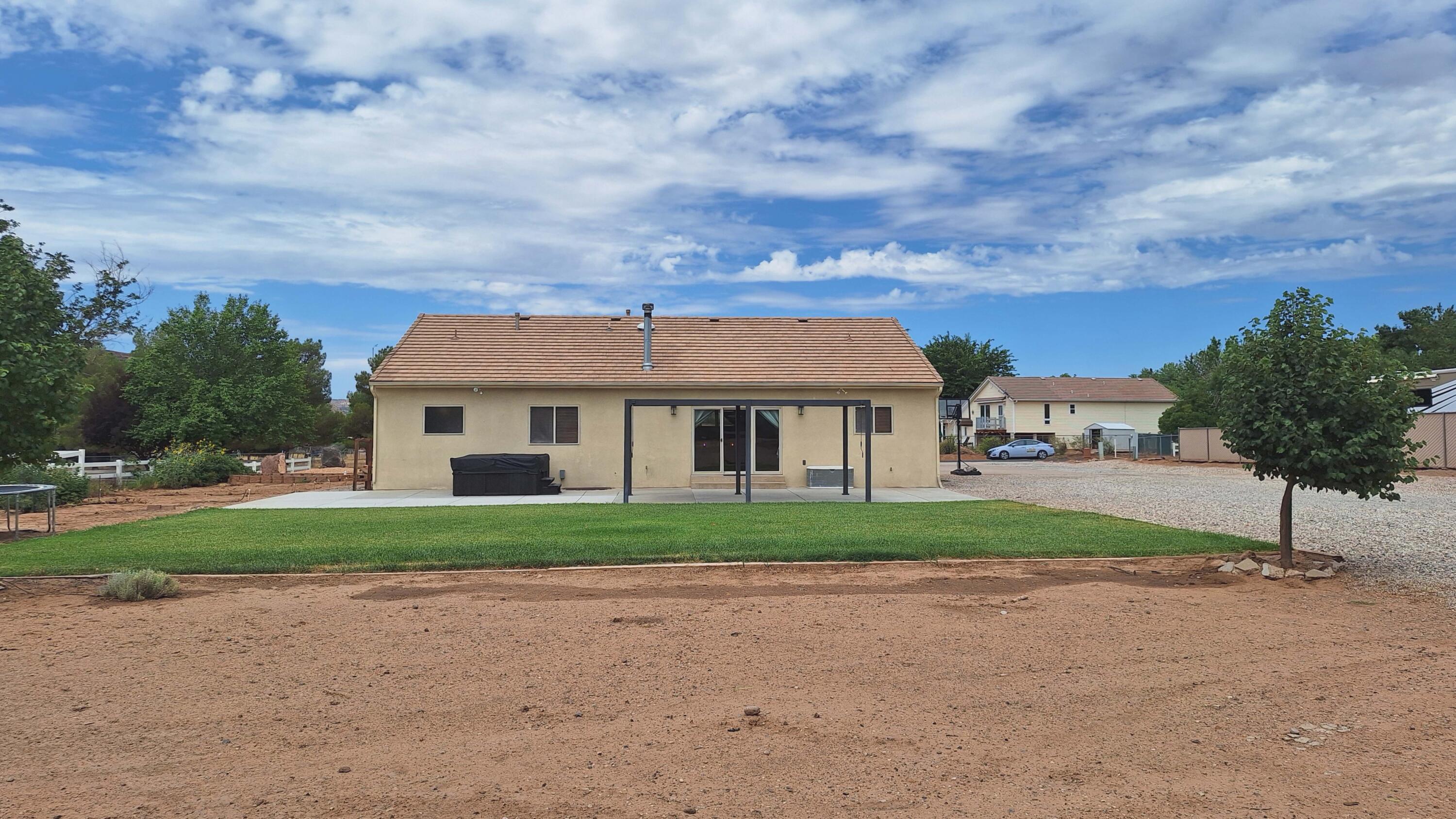 7776 Wagon Road East, Unit DIAMOND VALLEY St. George, UT 84770 - Photo 37 of 59 DSCF069