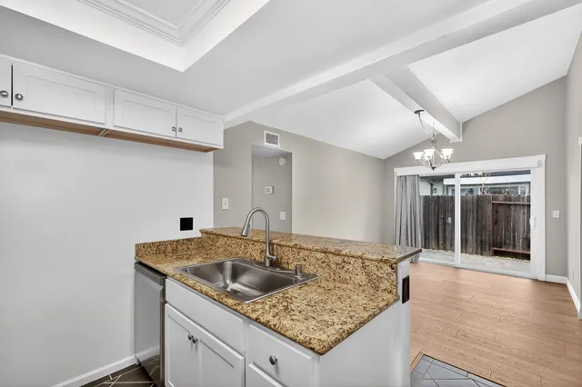 $529,900 | 2307 East 8th Street, Davis, CA 95618