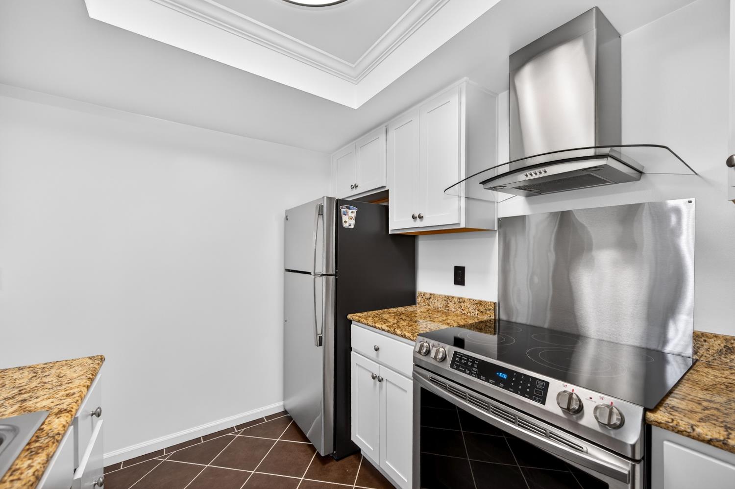 2307 East 8th Street Davis, CA 95618 - Photo 22 of 34