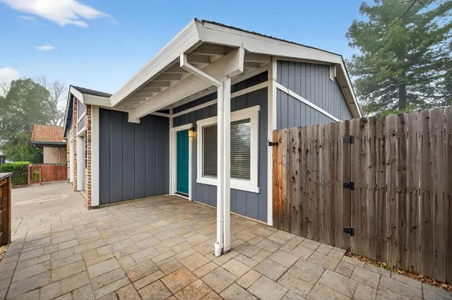 $529,900 | 2307 East 8th Street, Davis, CA 95618