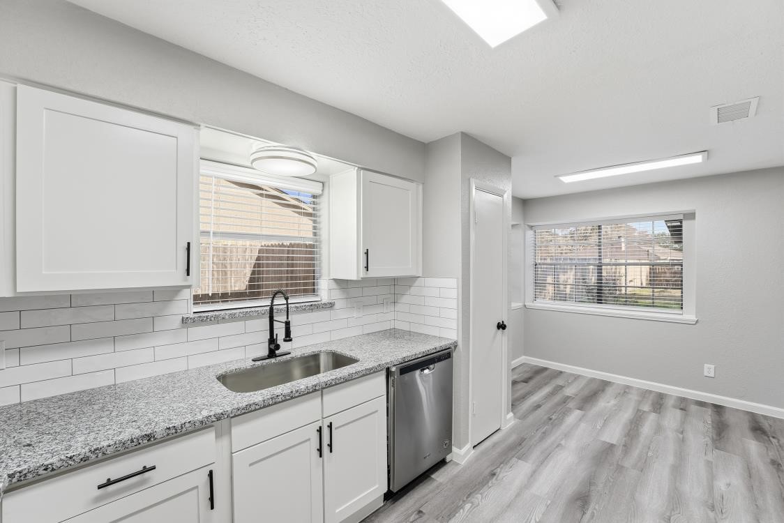 10010 Winding Trail Road La Porte, TX 77571 - Photo 8 of 20