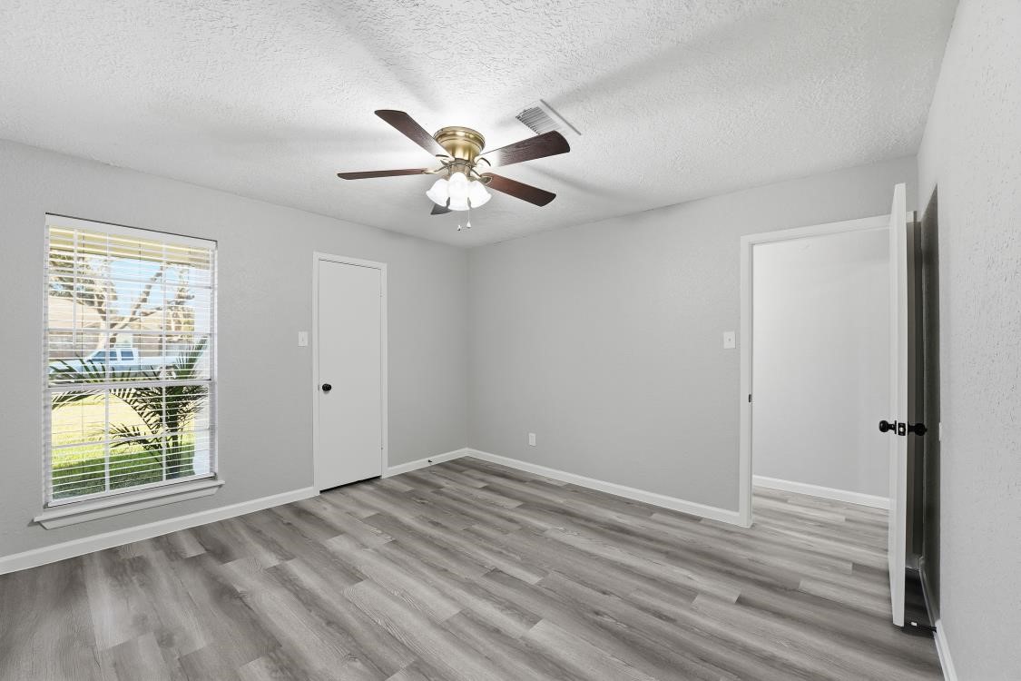 10010 Winding Trail Road La Porte, TX 77571 - Photo 10 of 20