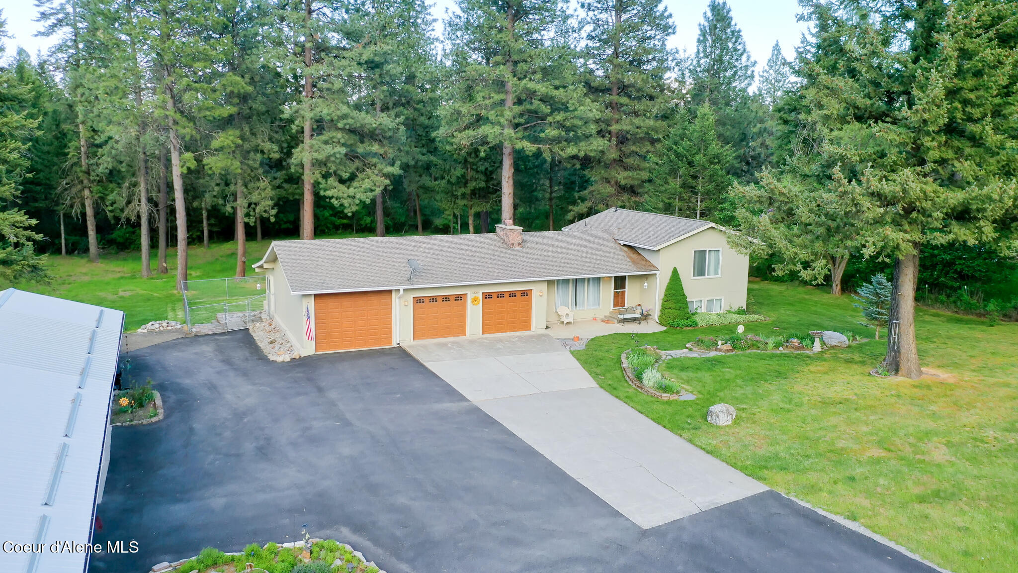 7672 West Carnie Road Coeur D'Alene, ID 83814 - Photo 2 of 40 DJI_0333
