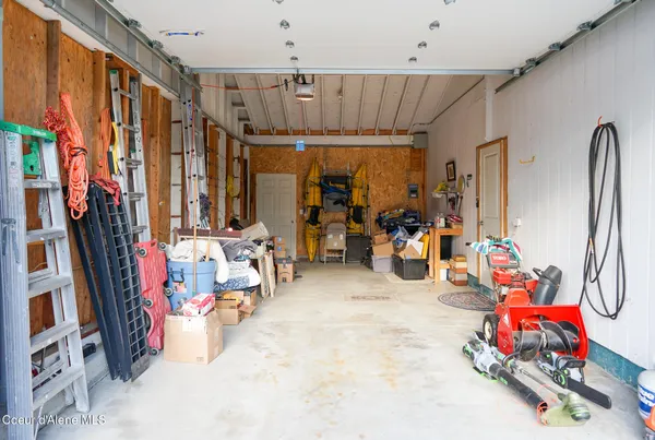 $950,000 | 7672 West Carnie Road, Coeur D'Alene, ID 83814
