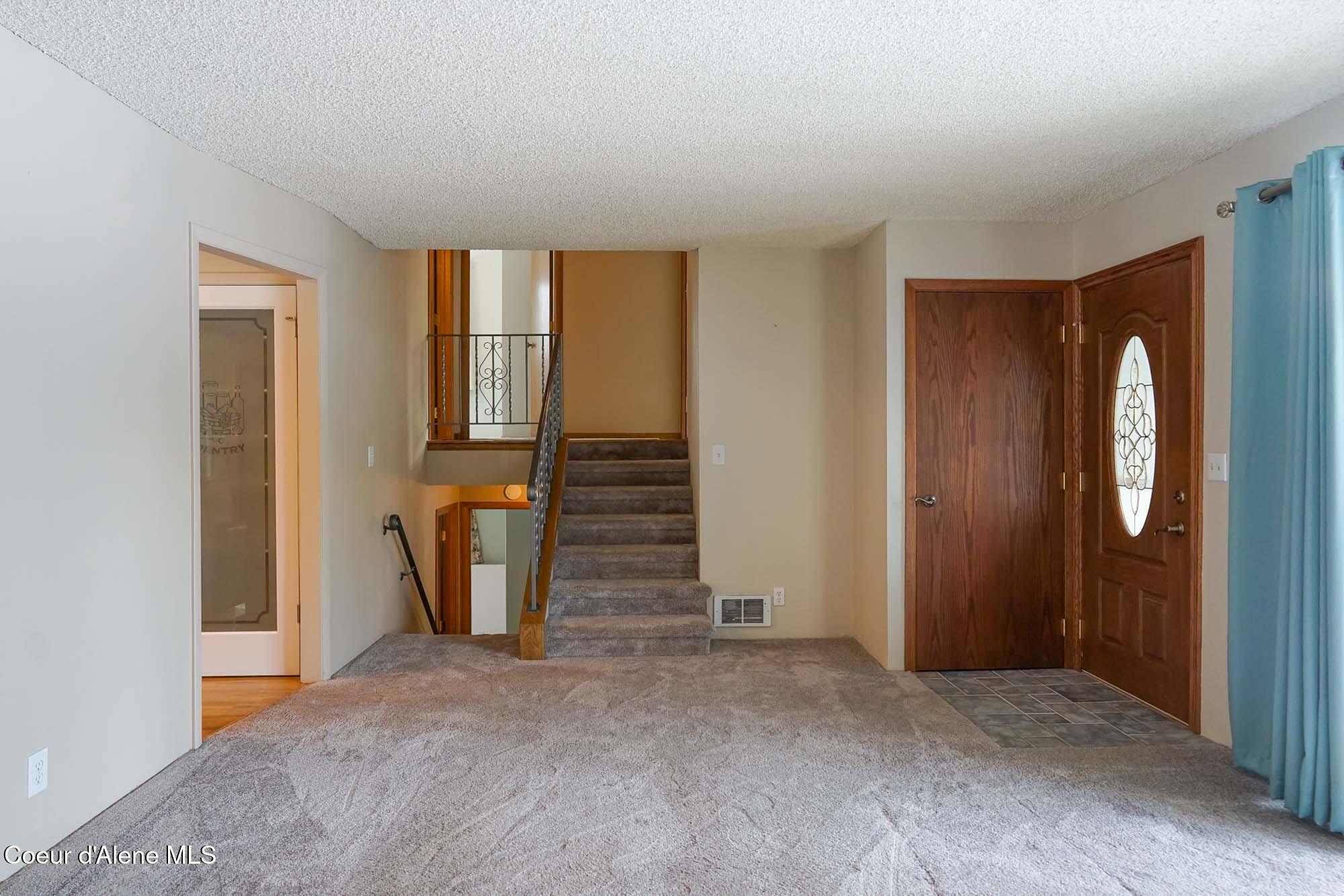 7672 West Carnie Road Coeur D'Alene, ID 83814 - Photo 6 of 40 DSC08325