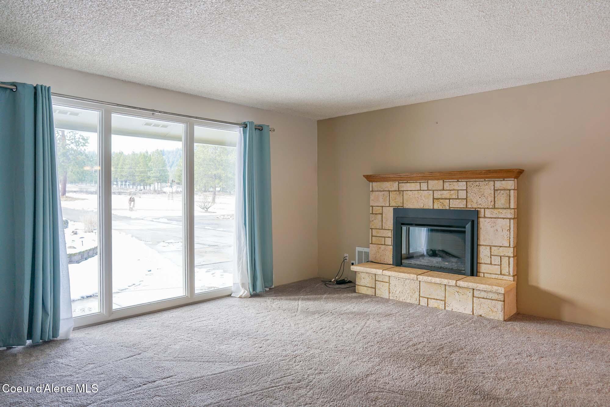 7672 West Carnie Road Coeur D'Alene, ID 83814 - Photo 8 of 40 DSC08320