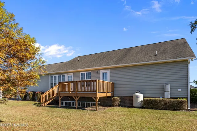 $300,000 | 814 Treyburn Circle, Greenville, NC 27858