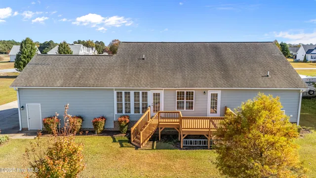 $300,000 | 814 Treyburn Circle, Greenville, NC 27858