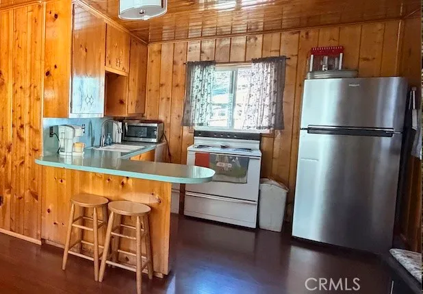 $350,000 | 6028 Lake Drive, Angelus Oaks, CA 92305