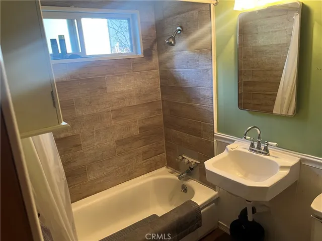 $350,000 | 6028 Lake Drive, Angelus Oaks, CA 92305