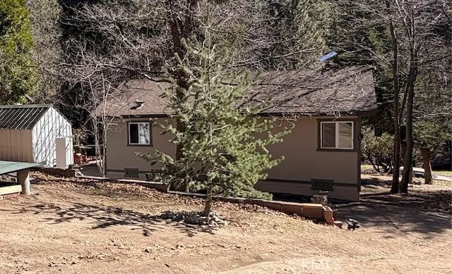 $350,000 | 6028 Lake Drive, Angelus Oaks, CA 92305