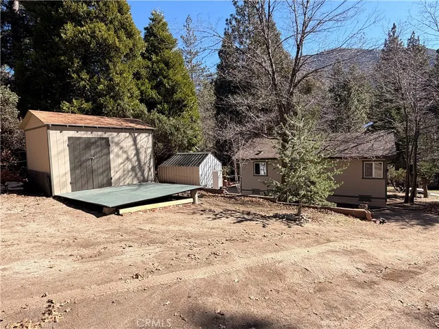 $350,000 | 6028 Lake Drive, Angelus Oaks, CA 92305