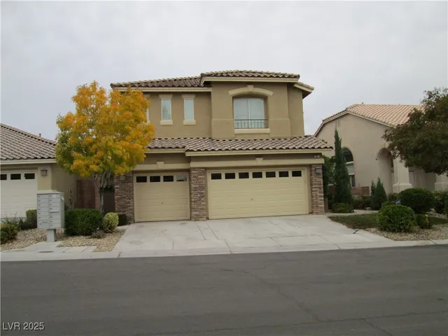 $3,300 | 421 Emerald Heights Street, Las Vegas, NV 89144
