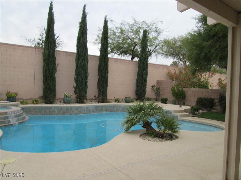 421 Emerald Heights Street Las Vegas, NV 89144 - Photo 10 of 15