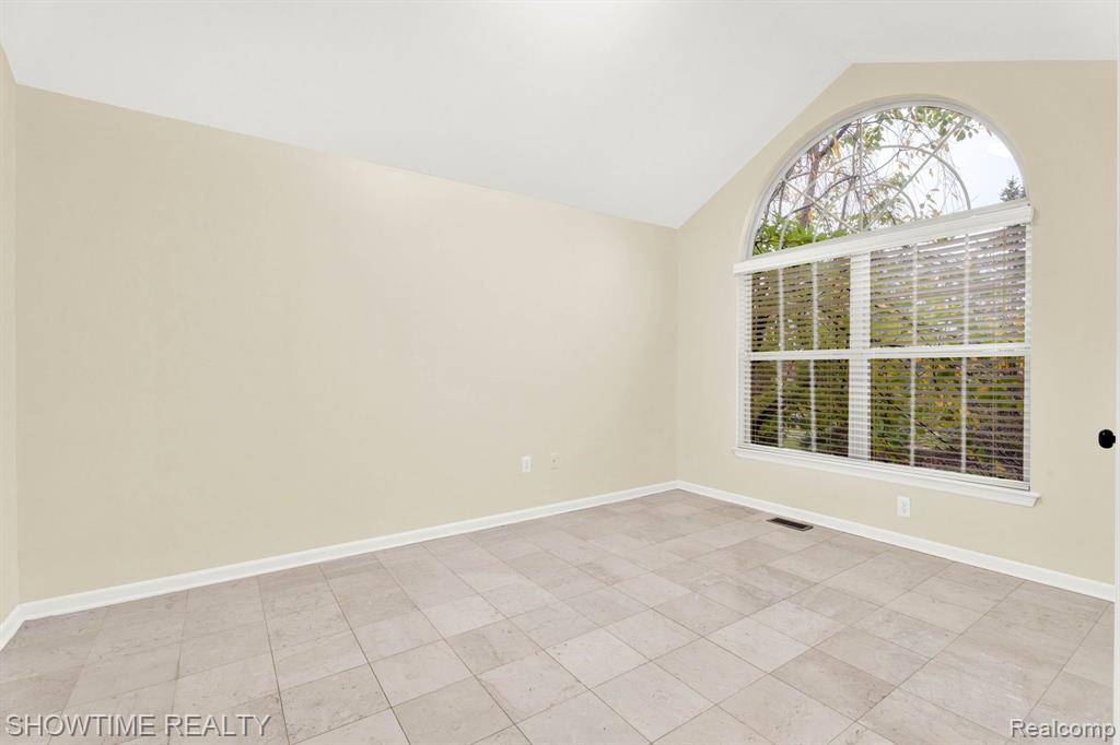 42810 Little Road Clinton Township, MI 48036 - Photo 10 of 71