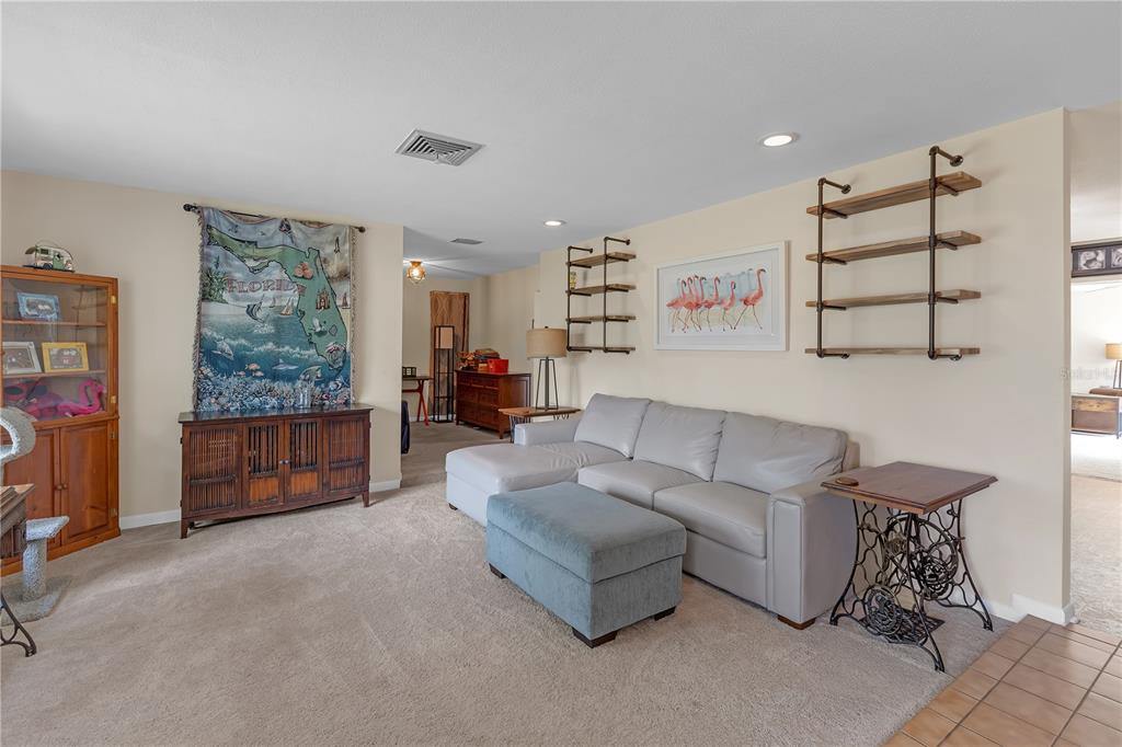 531 Gibson Road South Lakeland, FL 33813 - Photo 4 of 45 Gallery Image 4