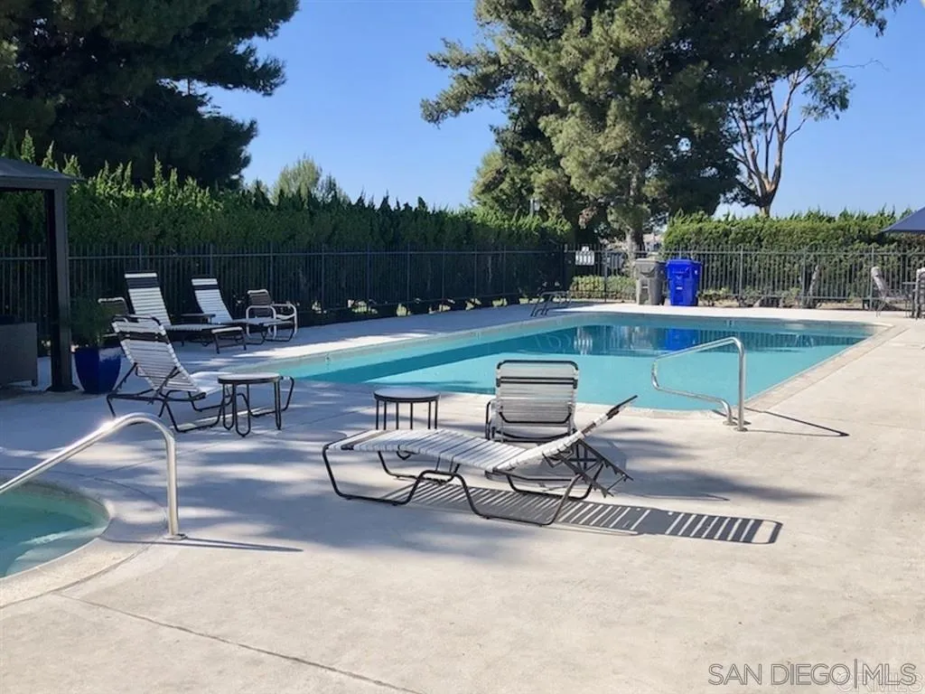 4382 Dowitcher Way Oceanside, CA 92057 - Photo 33 of 34